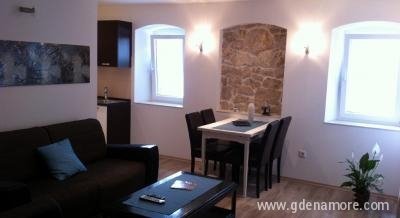 Apartman Toma, Privatunterkunft im Ort Šibenik, Kroatien